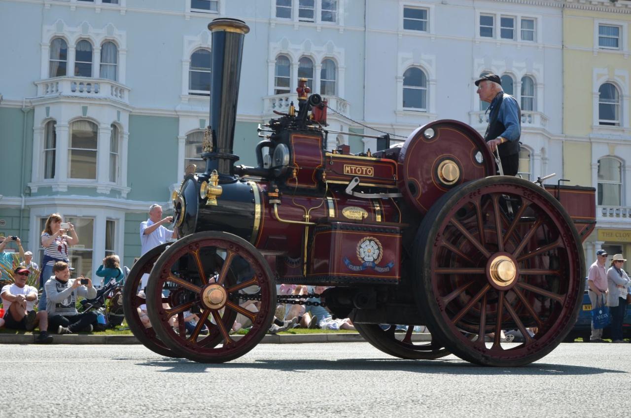 Audley Guest House Llandudno Exterior foto